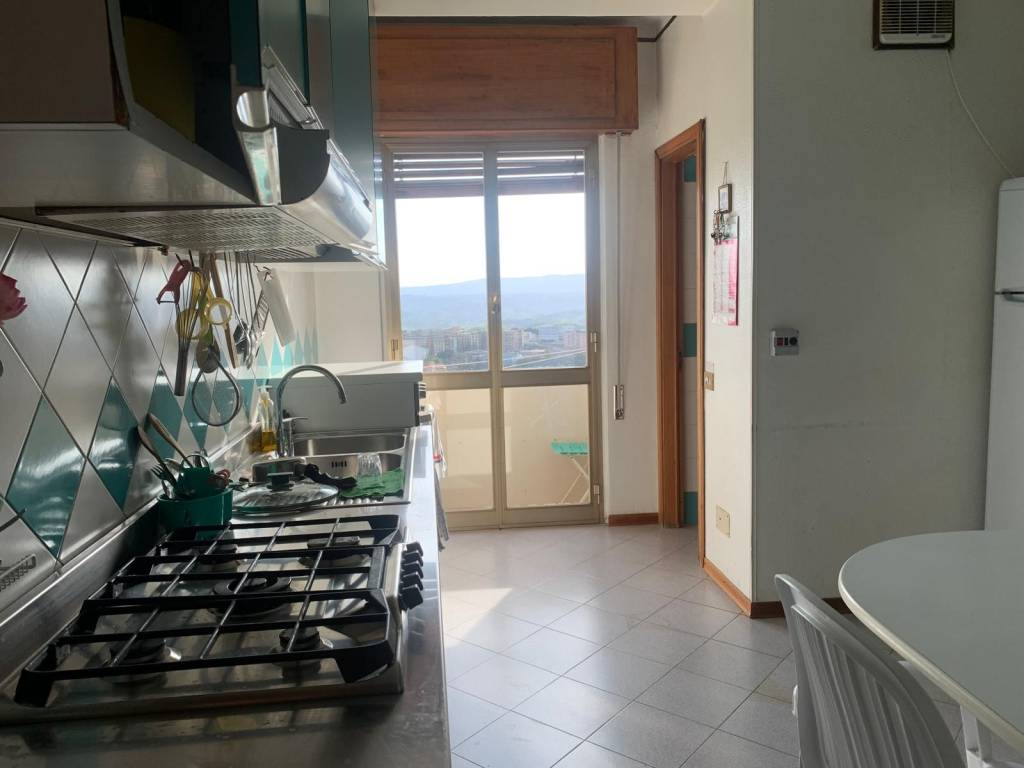 Appartamento a Catanzaro in Via Vincenzo de Grazia - Foto 3