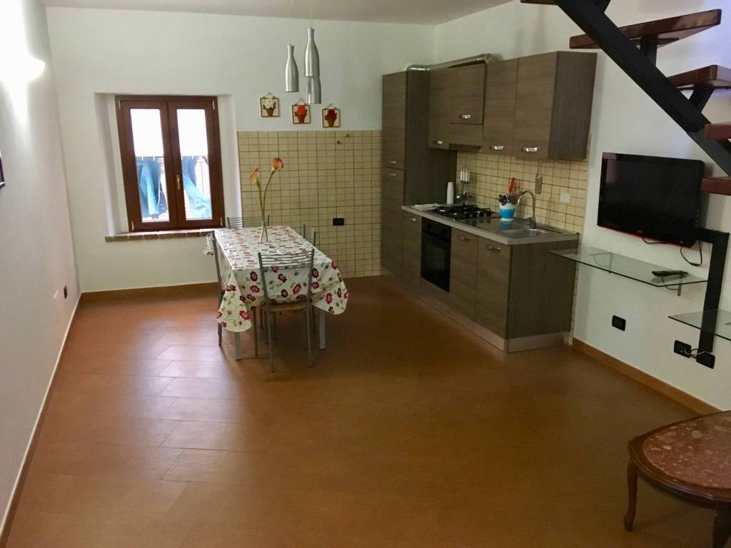 Appartamento a Fondi in Corso Appio Claudio - Foto 2