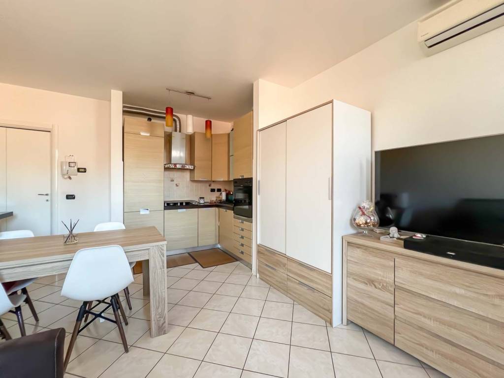 Appartamento a Cantù in Via Torre, 9 - Foto 5