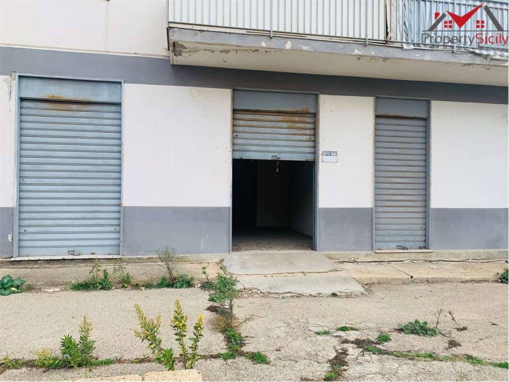 Box / garage a Porto empedocle in Via Berlinguer - Foto 2