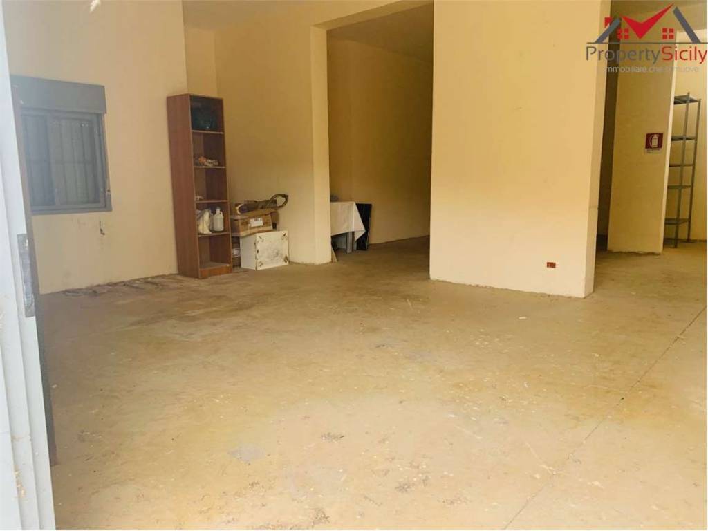 Box / garage a Porto empedocle in Via Berlinguer - Foto 4