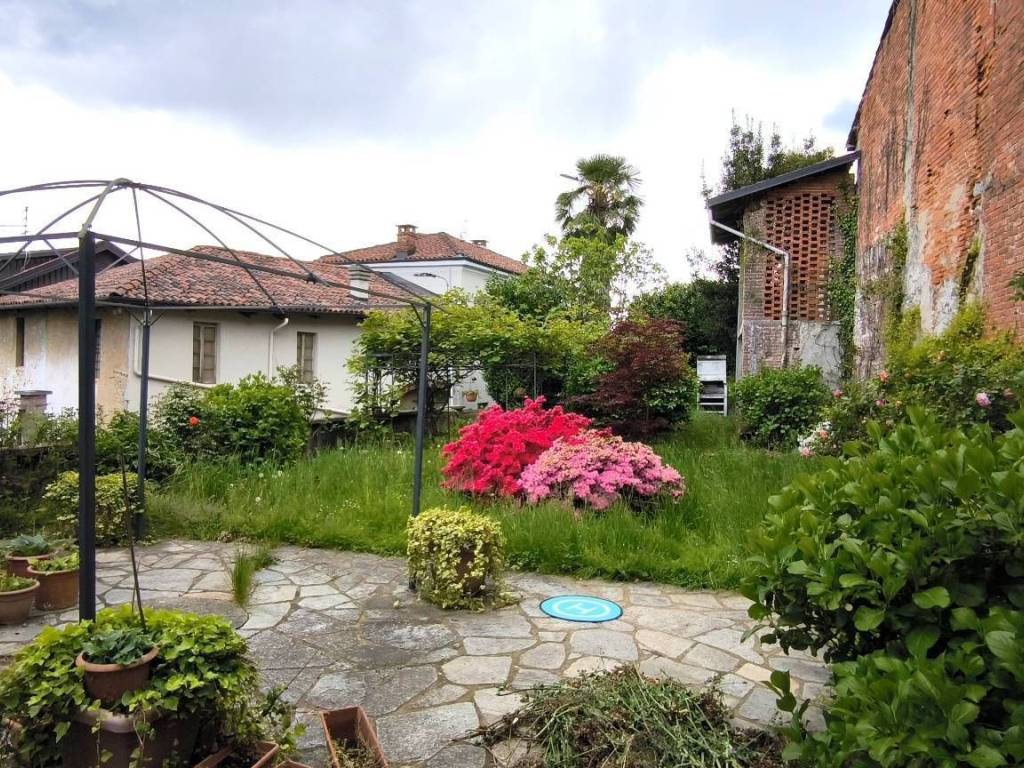 Casa indipendente a Camburzano in Via Roma, 10 - Foto 3