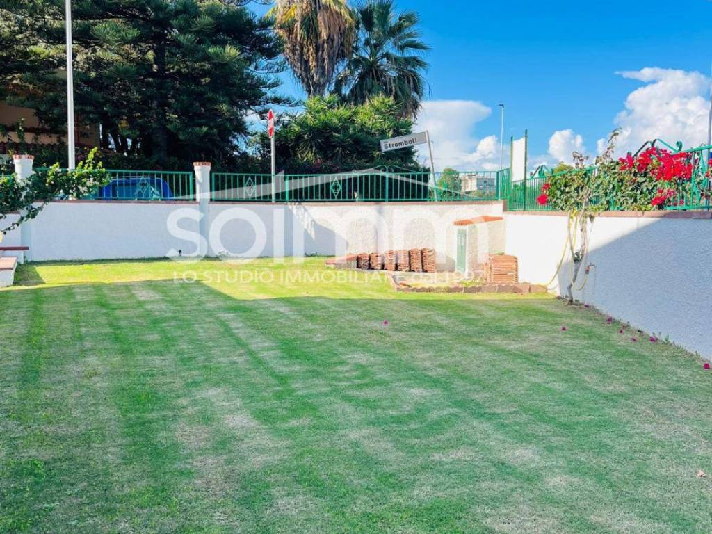Villa a Quartu sant'elena in VIA STROMBOLI - Foto 3