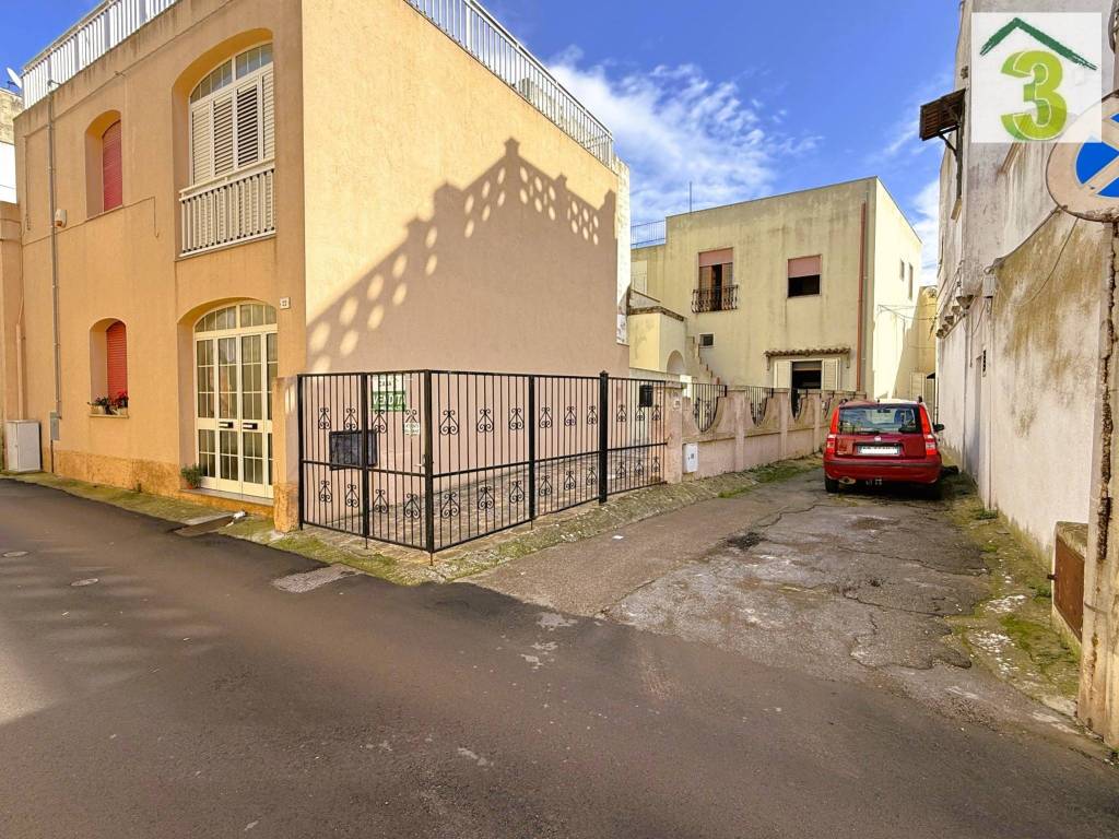 Casa indipendente a Tricase in Via Giorgio Morandi, 20 - Foto 3