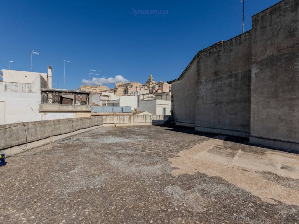 Appartamento a Noto in Via Nicolò Mandalà - Foto 3