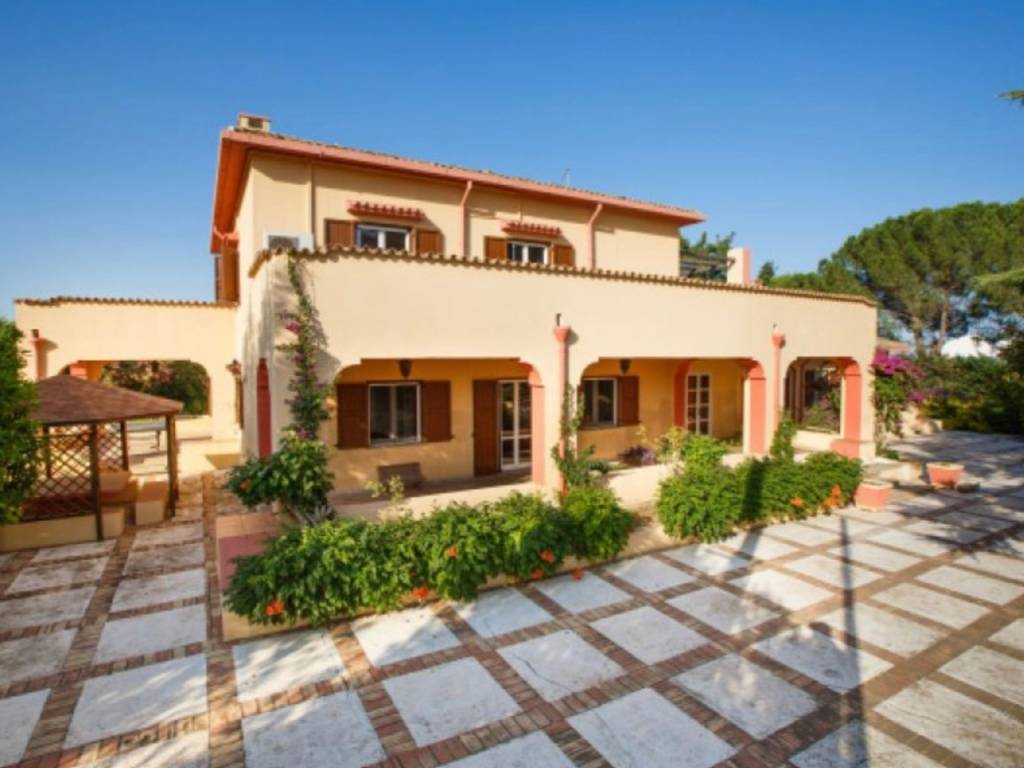 Villa a Pisticci in Strada Provinciale Pisticci-San Basilio - Foto 3