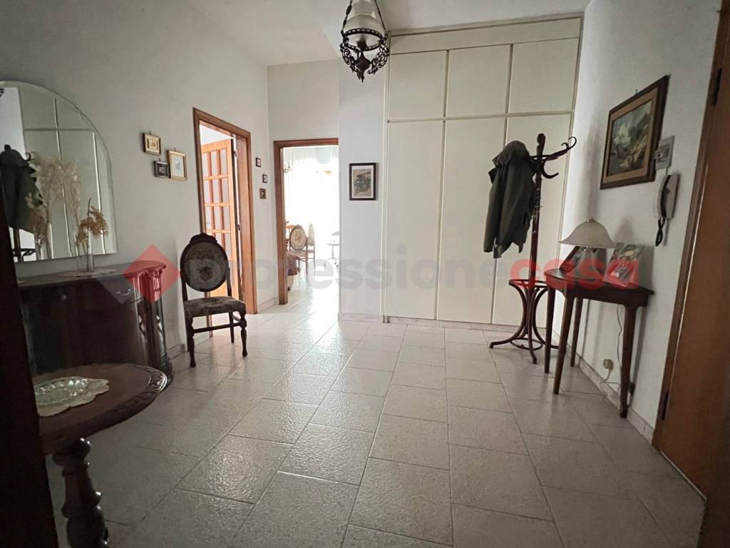 Appartamento a Taranto in via Giovine, 1 - Foto 3