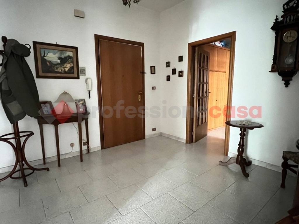 Appartamento a Taranto in via Giovine, 1 - Foto 4