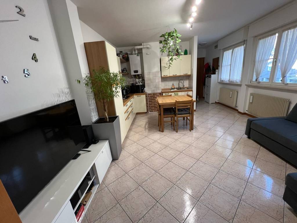 Appartamento a Rovereto in Via Giovanni Battista Graser - Foto 2