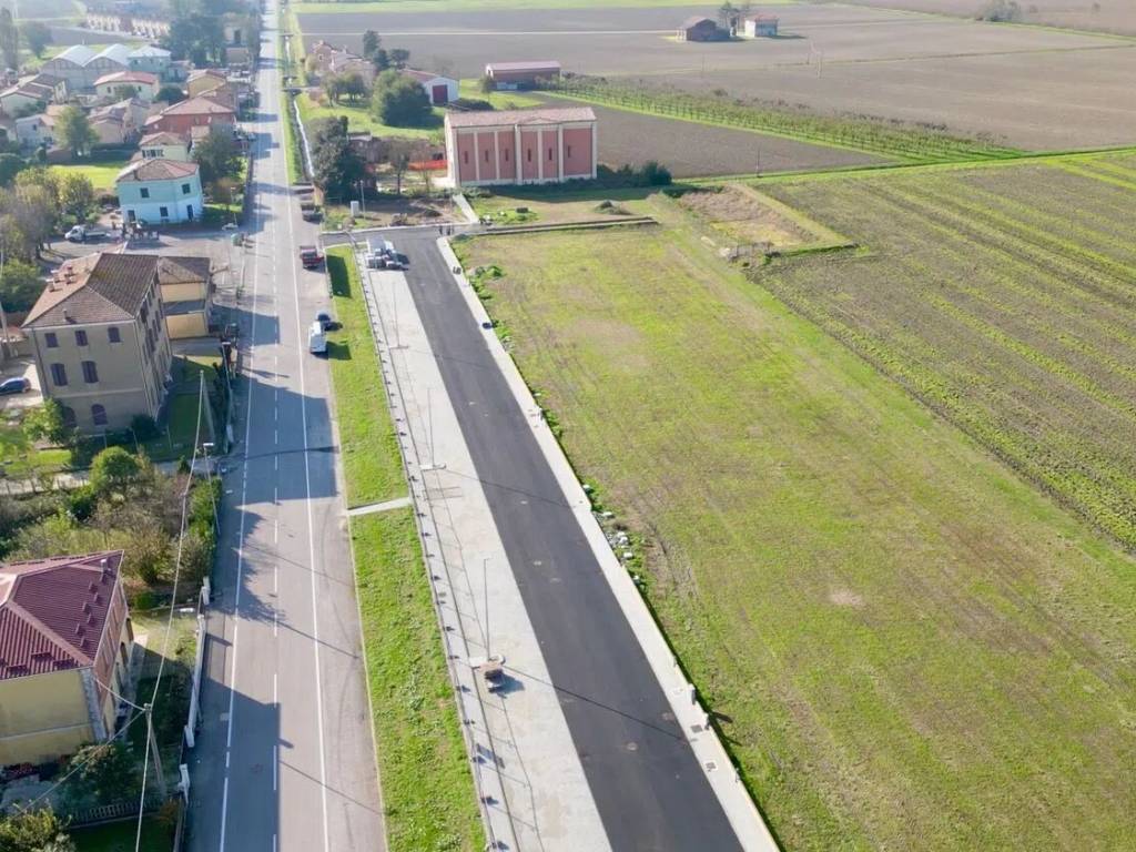 Terreno a Poggio renatico in Via Scorsuro S.N.C. - Foto 2