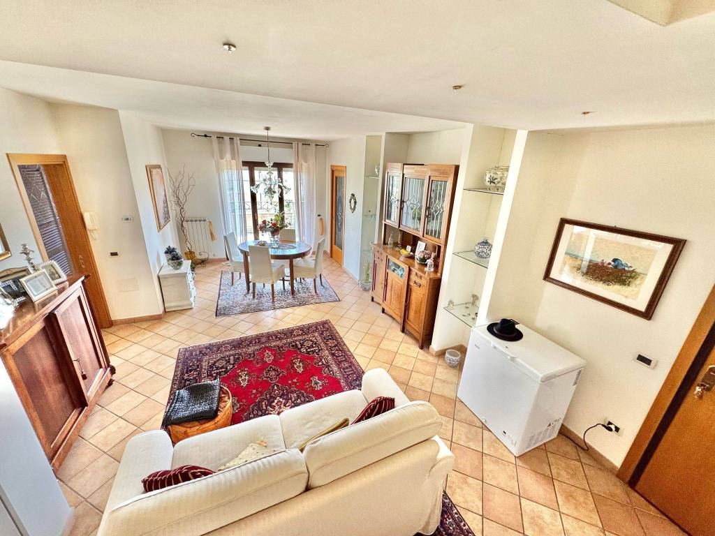 Appartamento a Alba adriatica in Via dei Salici, 1 - Foto 2