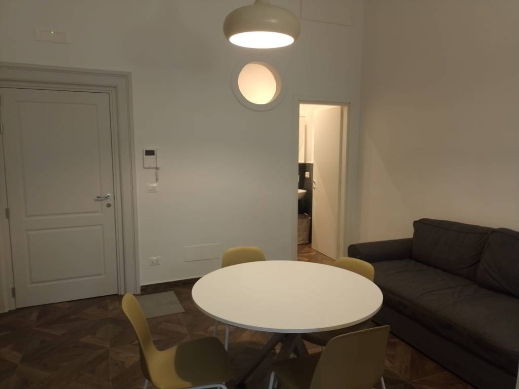 Appartamento a Bari in Via Enrico Pessina, 12 - Foto 2