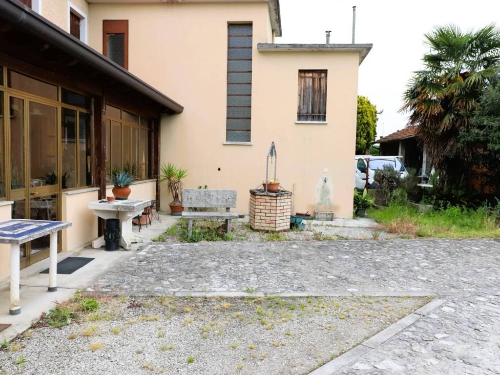 Villa a Cordenons in Via Monviso, 9 - Foto 3