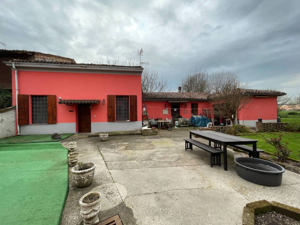 Casa indipendente a Viadana in via Corbari - Foto 3