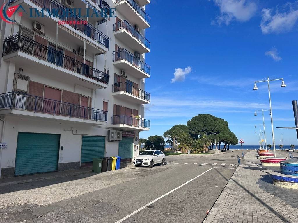 Immobile a Soverato in Viale Cristoforo Colombo - Foto 2
