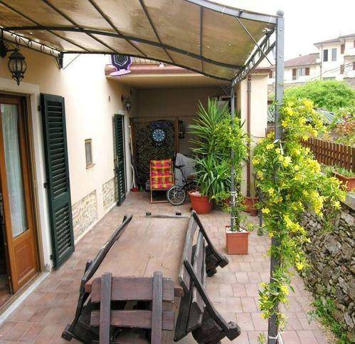 Casa indipendente a Monsummano terme in Via Vittorio Veneto - Foto 4