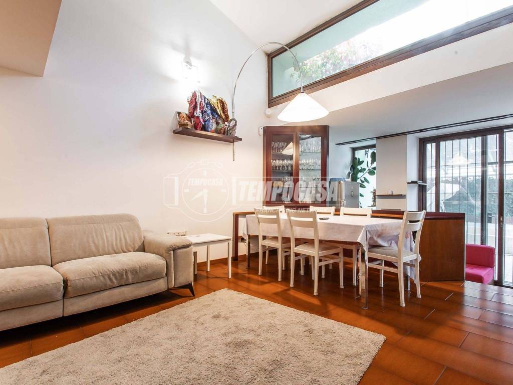 Villa a Solbiate olona in Via Martiri della Libertà - Foto 2
