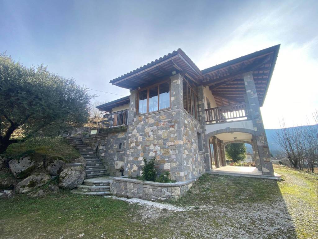 Villa a San leonardo in Frazione Merso di Sopra - Foto 2