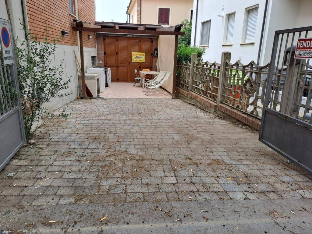 Appartamento a Castiglione della pescaia in Via Camillo Benso di Cavour - Foto 3