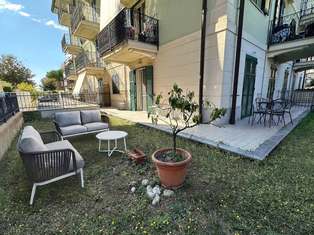 Appartamento a Albenga in Via Costituzione - Foto 2