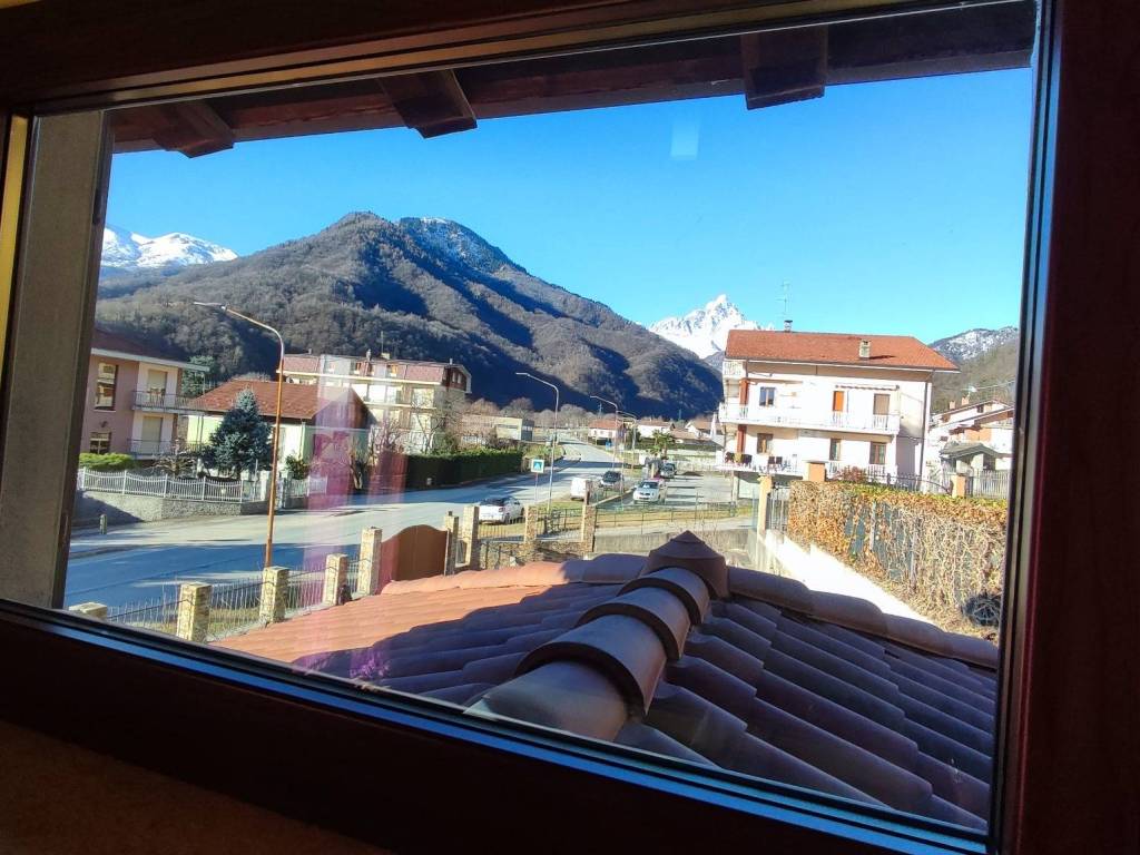 Villa a Paesana in Via Crissolo, 48 - Foto 2