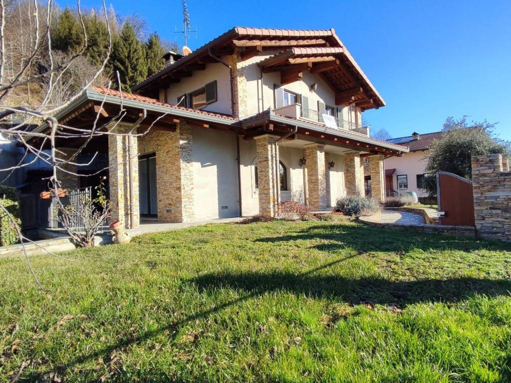 Villa a Paesana in Via Crissolo, 48 - Foto 5