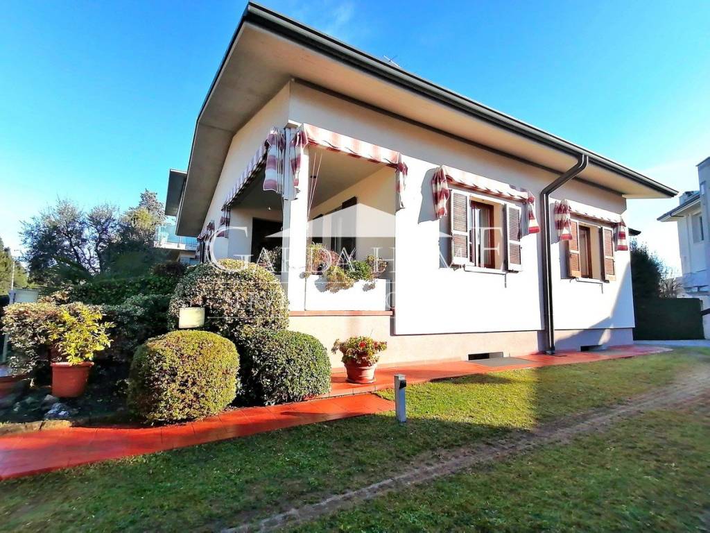 Villa a Desenzano del garda in Via Antonio Gramsci - Foto 5
