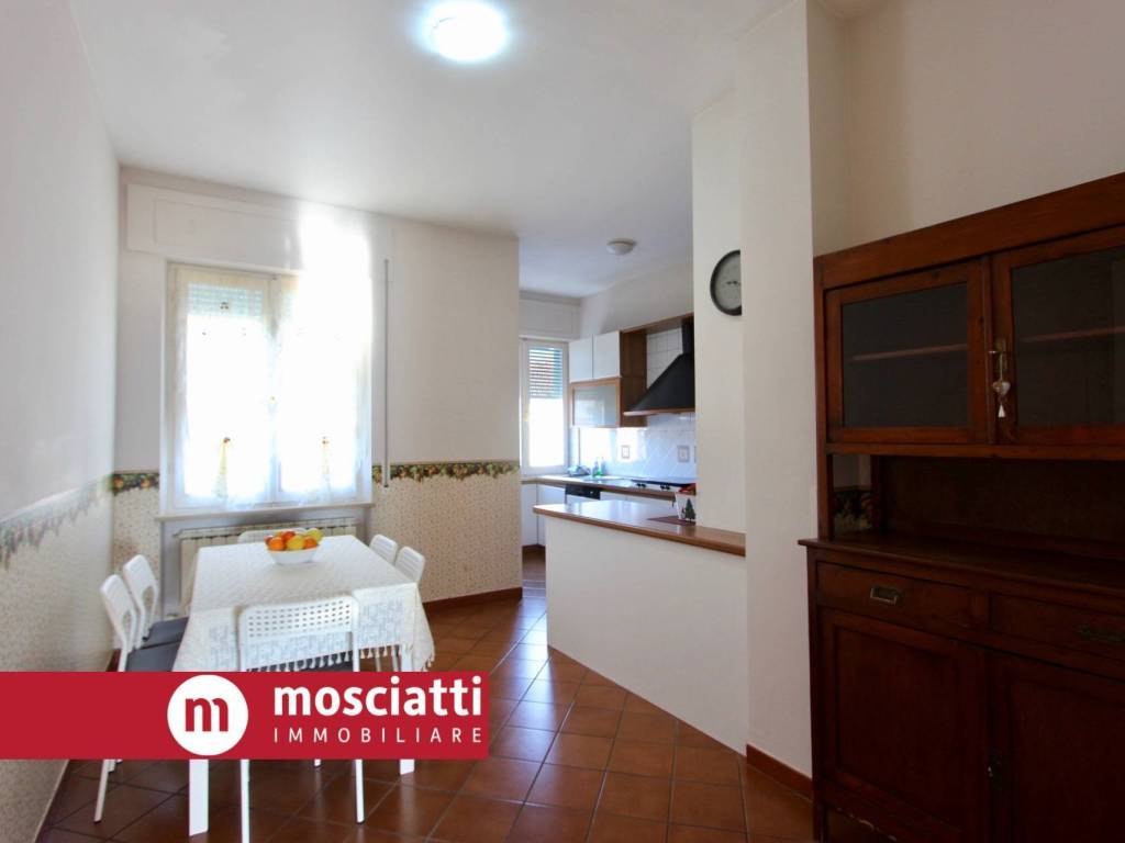 Appartamento a Matelica in Via Martiri Della Libertà, 15 - Foto 3