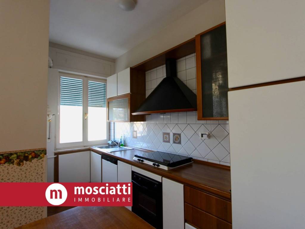 Appartamento a Matelica in Via Martiri Della Libertà, 15 - Foto 4
