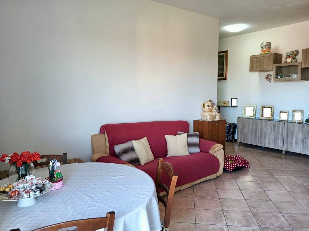 Appartamento a Lonate pozzolo in Via Silvio Pellico, 1 - Foto 5