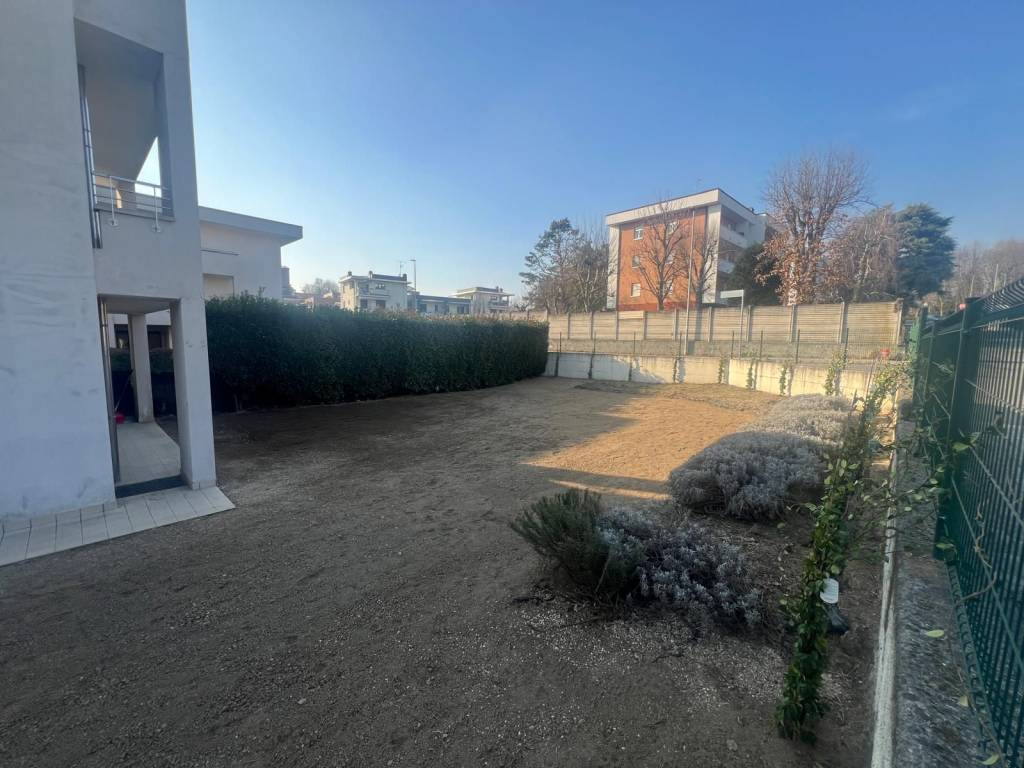 Appartamento a Cantù in Via Fiammenghini, 34 - Foto 5