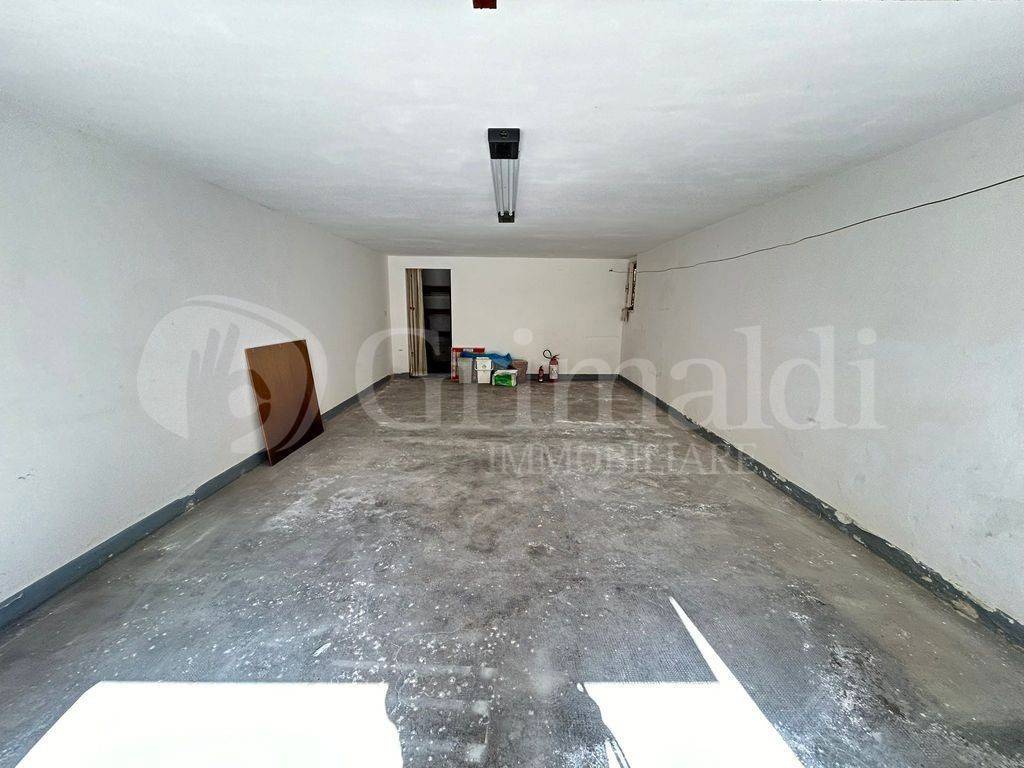 Appartamento a Jesi in VIA UGO LA MALFA , 0 - Foto 3