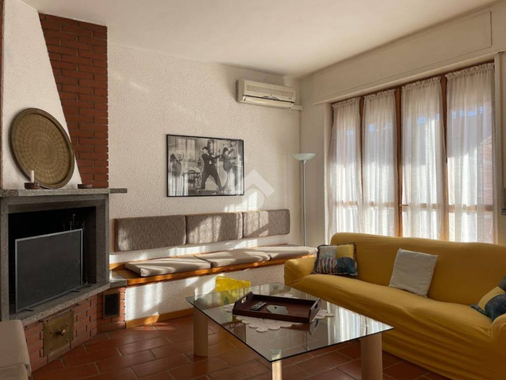 Villa a Valdilana in Frazione Bulliana, 180 - Foto 3