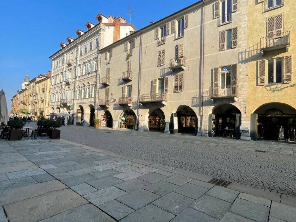 Appartamento a Cuneo in Via Roma, 39 - Foto 4