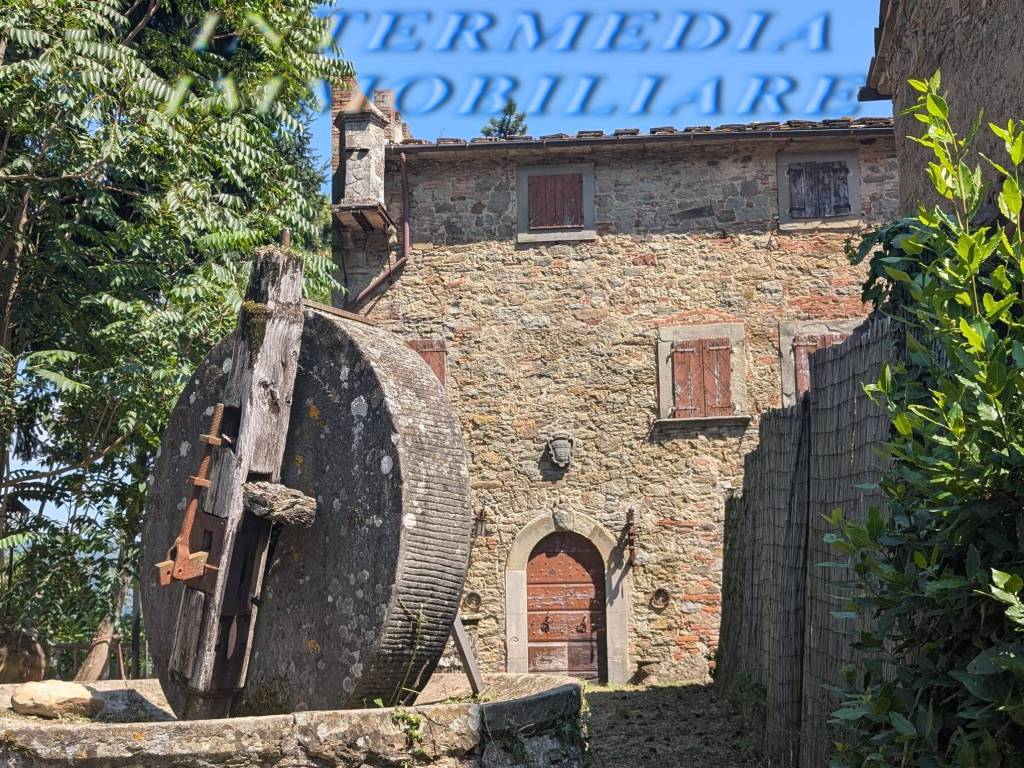 Palazzo / stabile a Loro ciuffenna in Strada Provinciale Setteponti - Foto 2