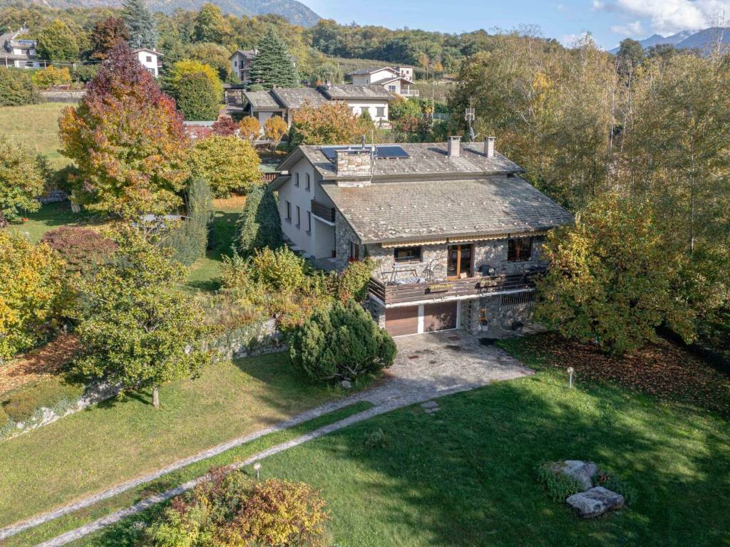 Villa a Tresivio in Via Stazione - Foto 2