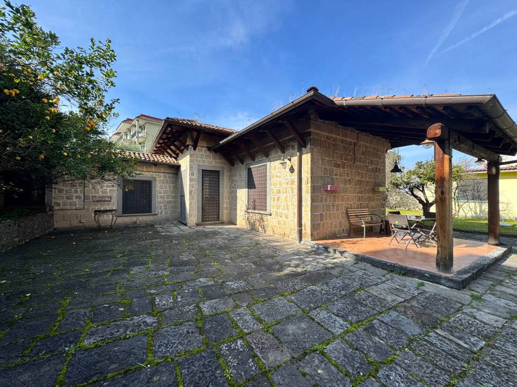 Villa a Somma vesuviana in Via Milano - Foto 2