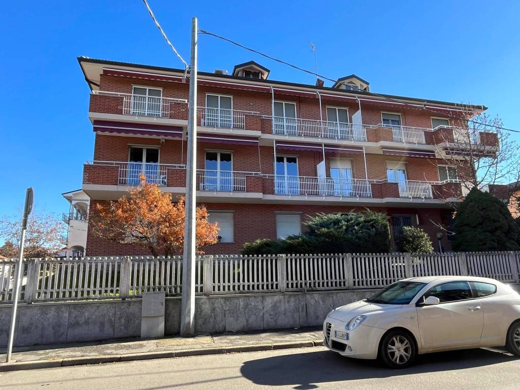 Appartamento a Poirino in Via Pralormo, 1 - Foto 2