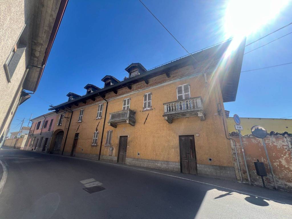 Palazzo / stabile a Miradolo terme in via garibaldi - Foto 4