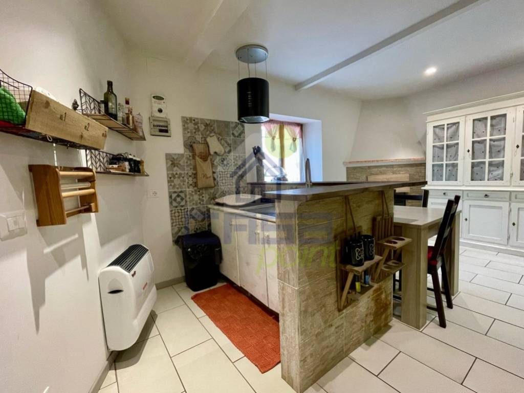 Casa indipendente a Ziano piacentino in Località Casa Magnani - Foto 3