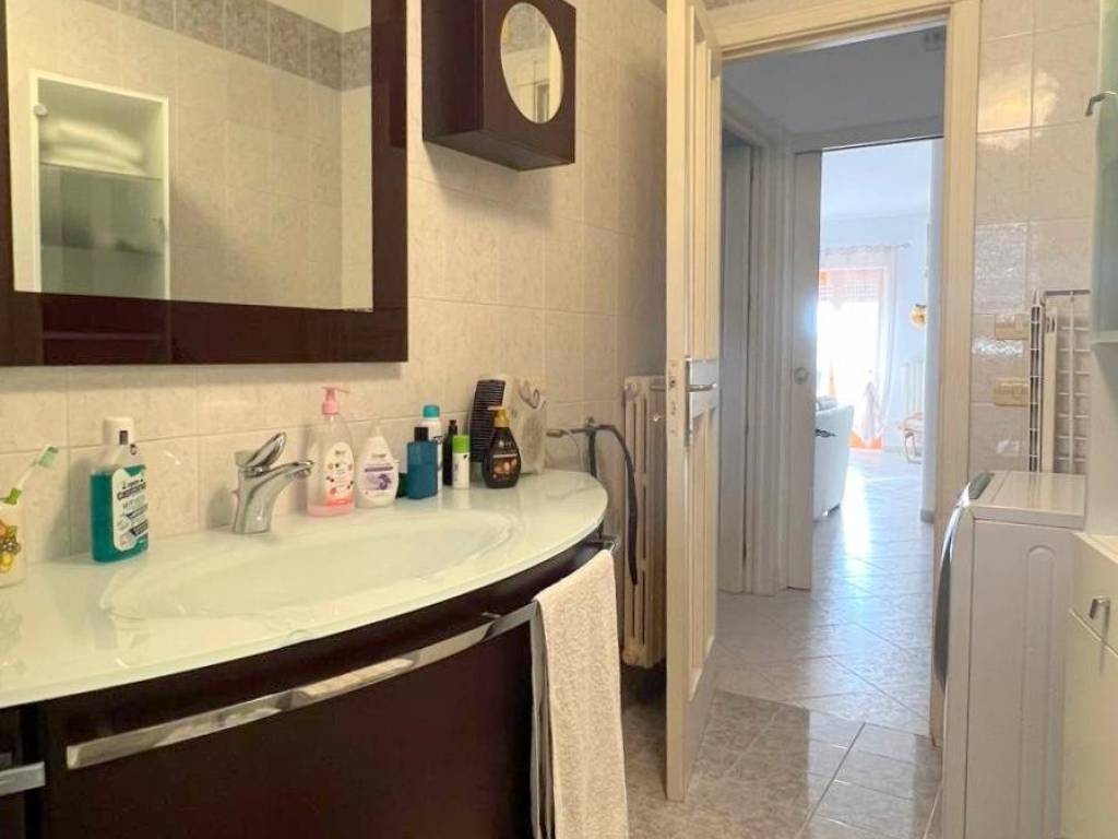Appartamento a Ceglie messapica in Viale Galileo Galilei - Foto 4