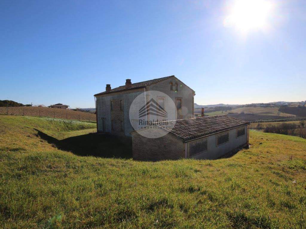 Villa a Montegranaro in Strada Monti - Foto 3