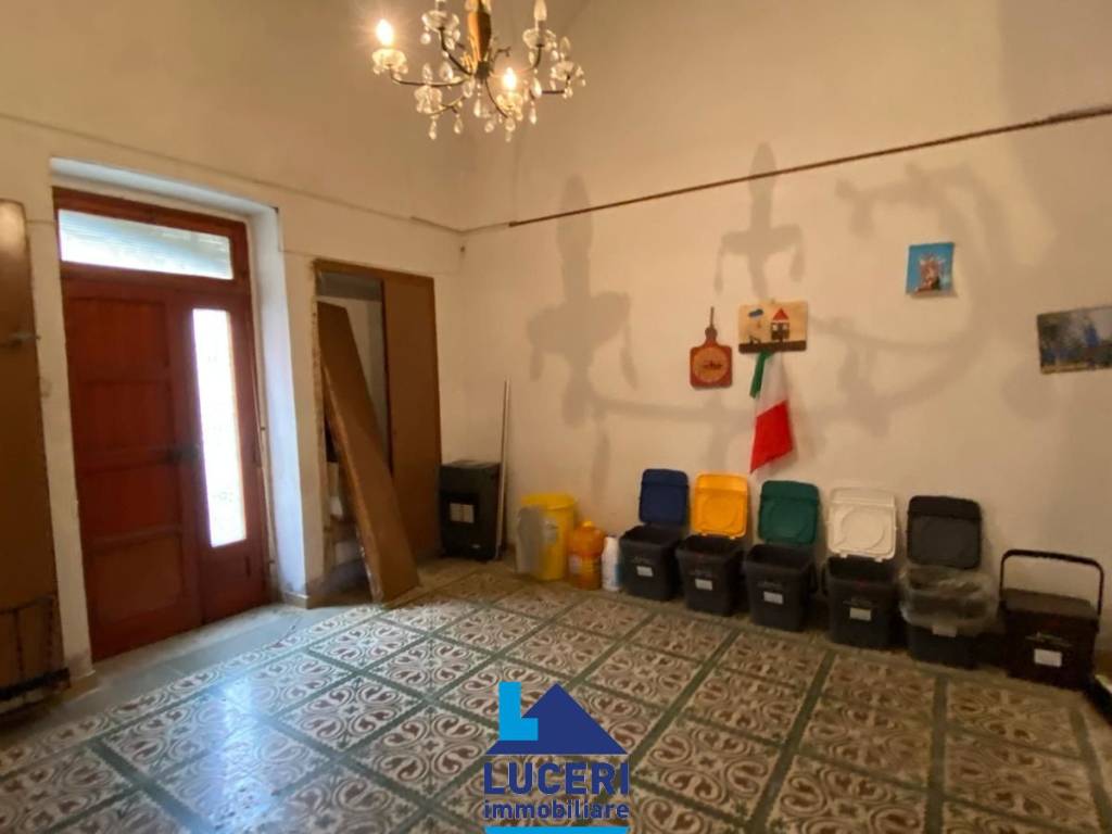 Casa indipendente a Matino in Via John Fitzgerald Kennedy - Foto 3