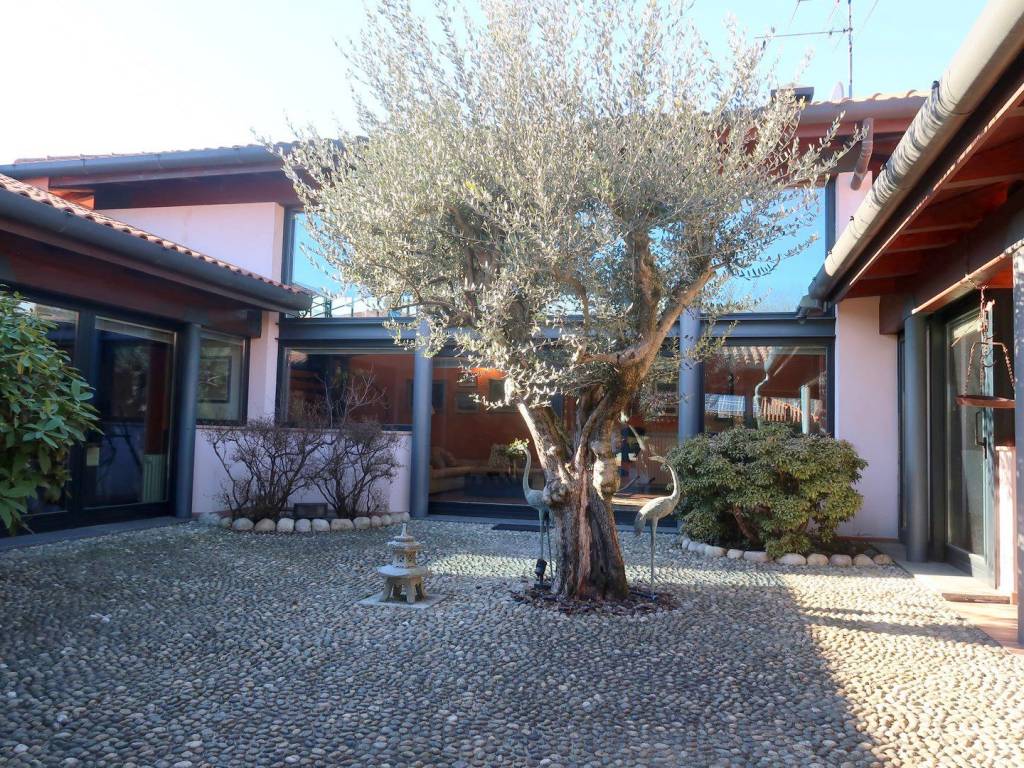 Villa a Arsago seprio in Via Roma, 89 - Foto 2