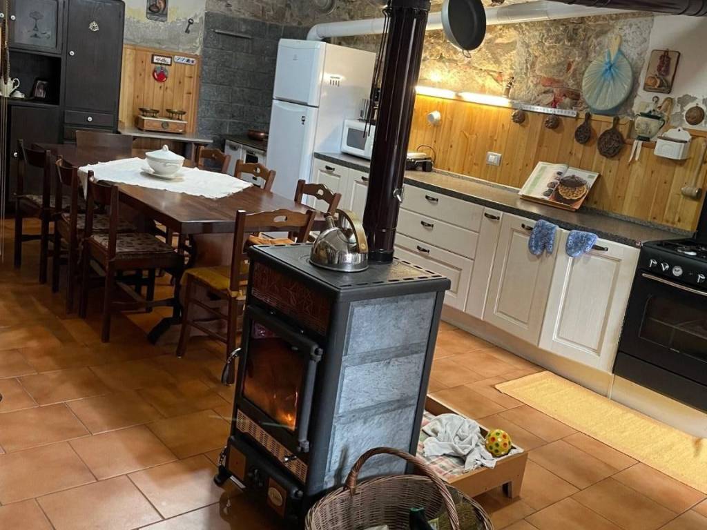 Casa indipendente a Valdilana in Frazione Vaudano, 43 - Foto 4