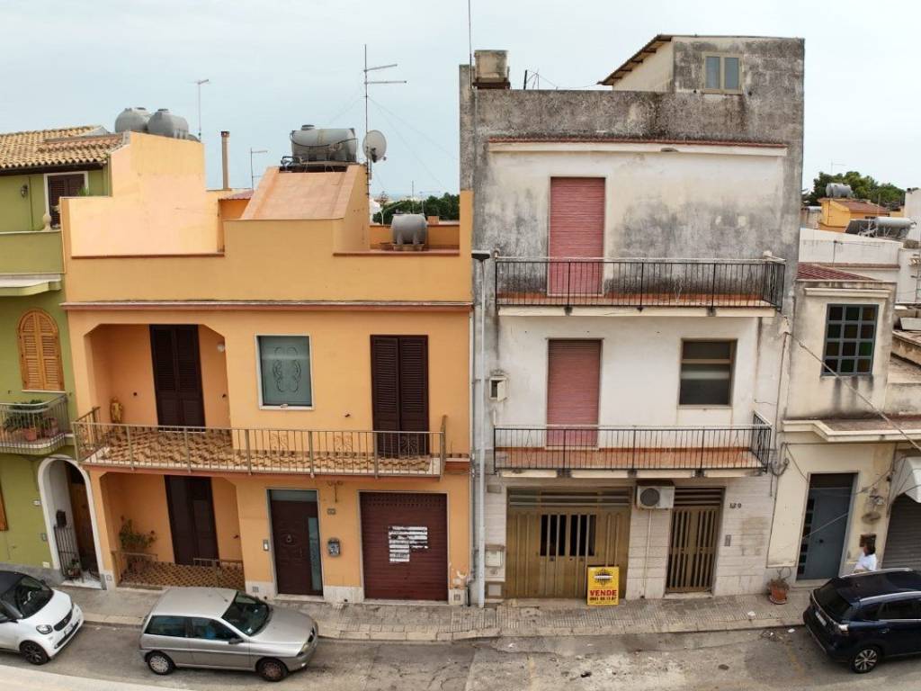Villa a Avola in FILIPPO TURATI, 139 - Foto 3