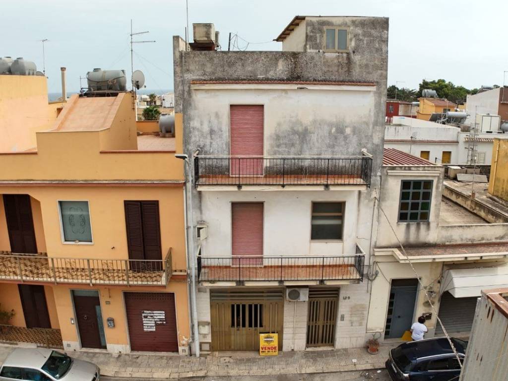 Villa a Avola in FILIPPO TURATI, 139 - Foto 4