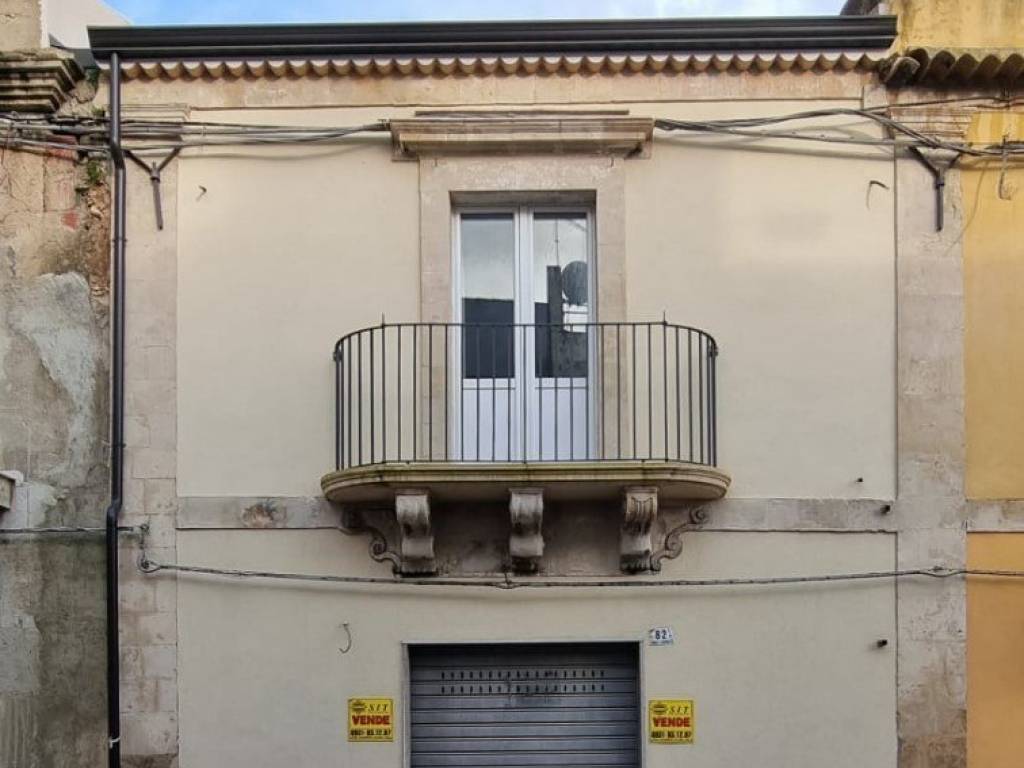 Immobile a Avola in CORSO VITTORIO EMANUELE, 82 - Foto 3