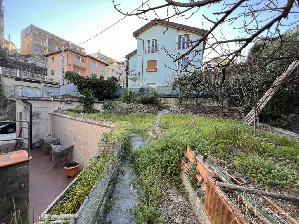Villa a Albissola marina in Via Tino da Camaino, 8 - Foto 5