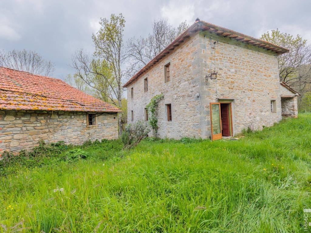 Rustico / casale a Chiusi della verna in Località Pietra - Foto 2